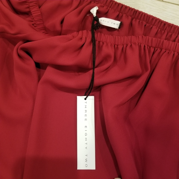 Three Eighty Two - Off Shoulder Dress. - Picture 4 of 6